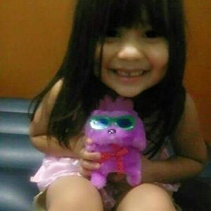 Meet your Posher, Adry